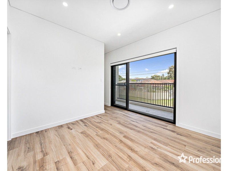 23 Lachlan Street, Revesby NSW 2212