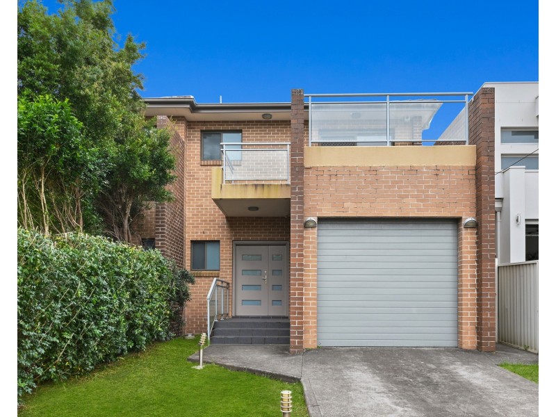 12 Mackinnon Avenue, Padstow NSW 2211