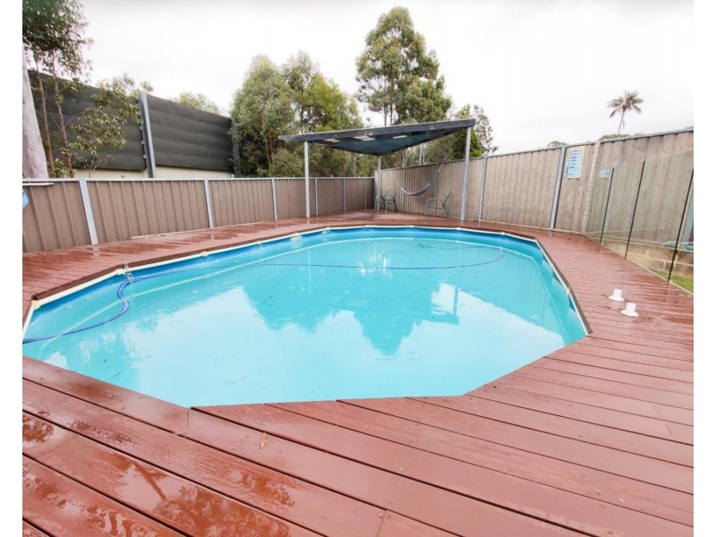 5 Meteren Close, Milperra NSW 2214