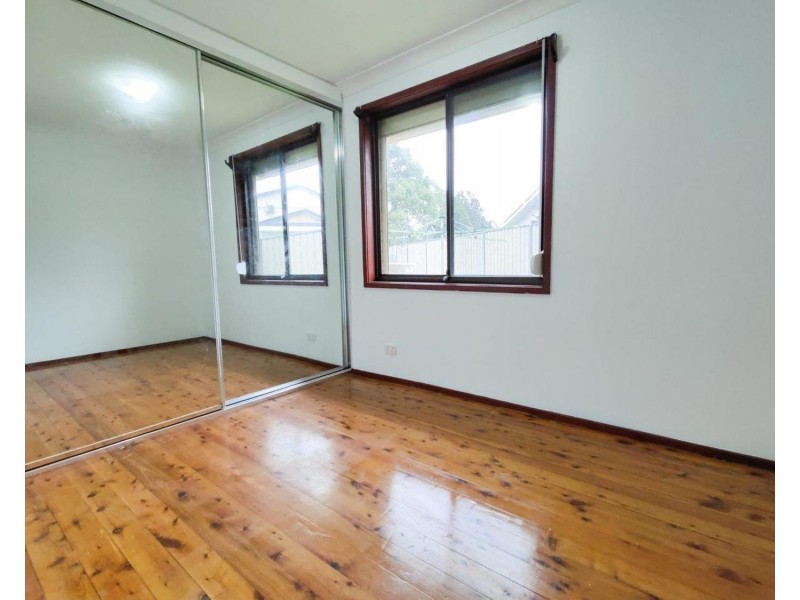 5 Meteren Close, Milperra NSW 2214