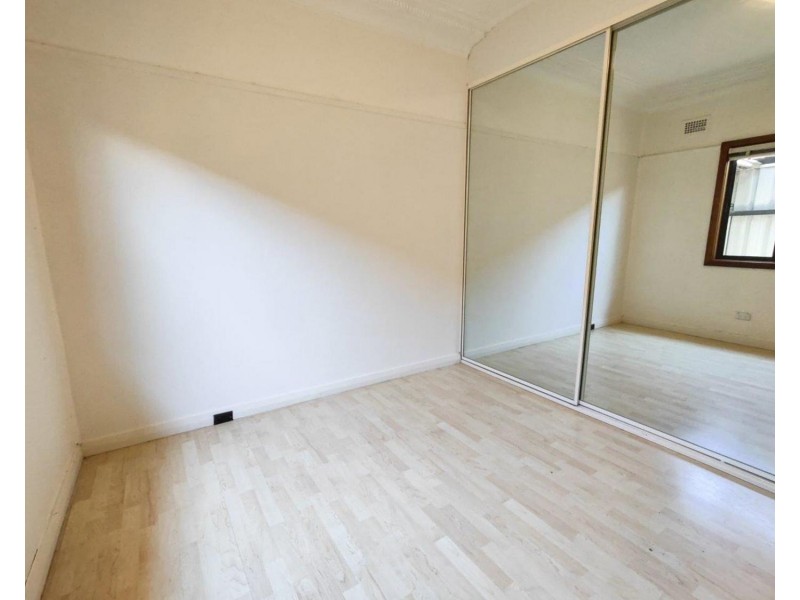 1/50 Banks Street, Padstow NSW 2211