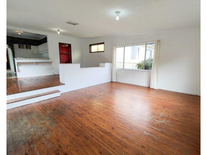 12 Parmal Ave, Padstow NSW 2211