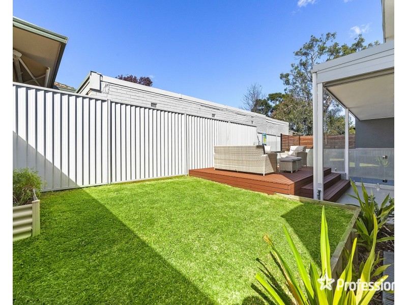 4 Burbank Avenue, East Hills NSW 2213
