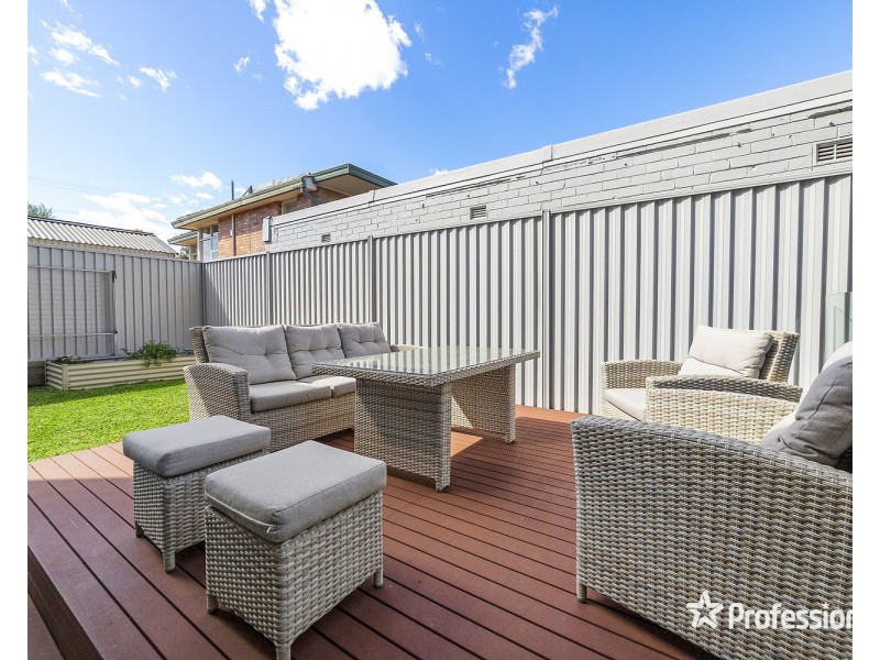 4 Burbank Avenue, East Hills NSW 2213