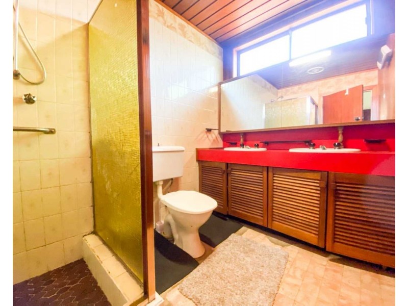 32 Central Road, Beverly Hills NSW 2209