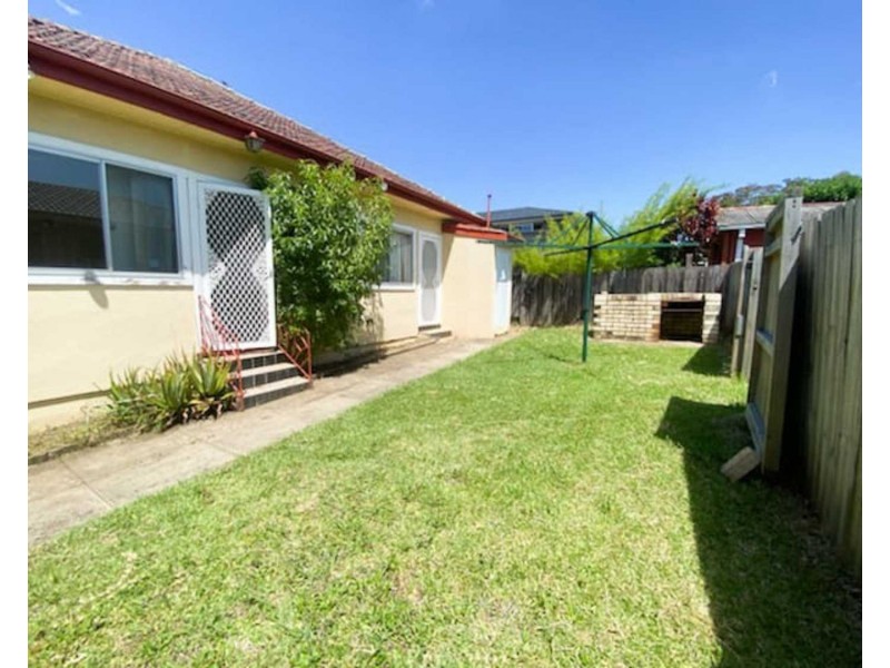 32 Central Road, Beverly Hills NSW 2209