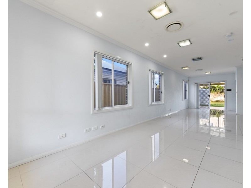 33 Sphinx Avenue, Padstow NSW 2211