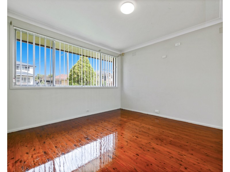 13 Nichols Avenue, Revesby NSW 2212