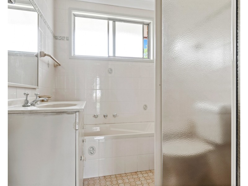 13 Nichols Avenue, Revesby NSW 2212