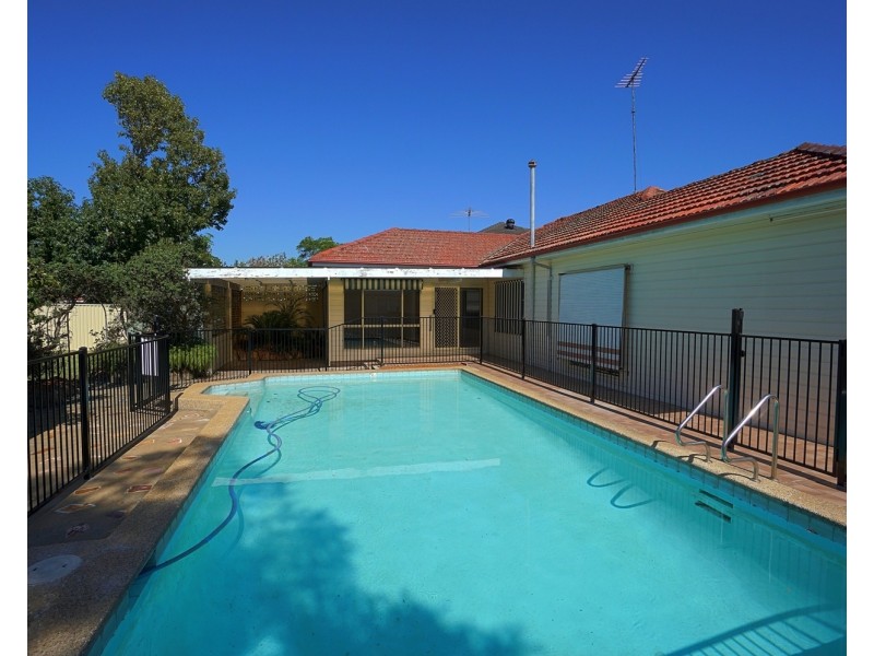 10 Treatt Avenue, Padstow NSW 2211