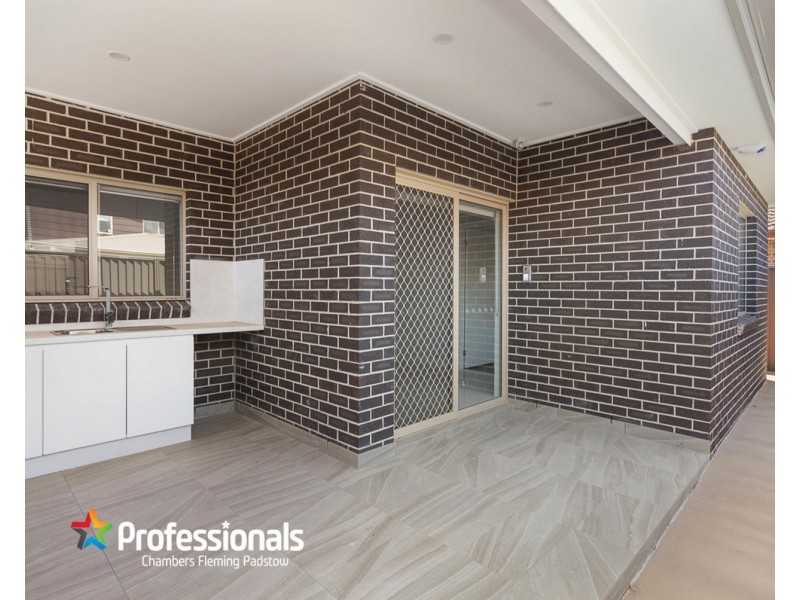 1/98B Queen Street, Revesby NSW 2212