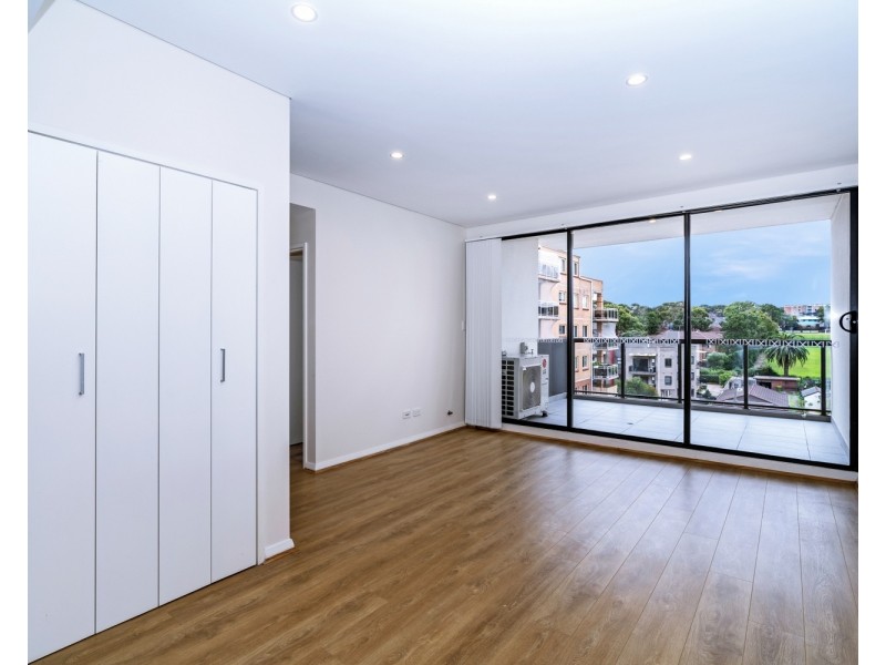 502/74 Kitchener Parade, Bankstown NSW 2200