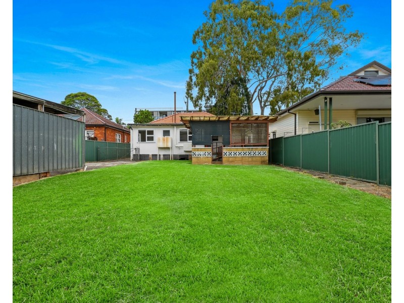 184 Marco Avenue, Panania NSW 2213
