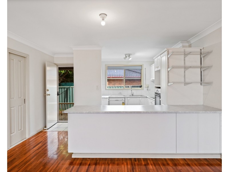 2/114 Gibson Avenue, Padstow NSW 2211