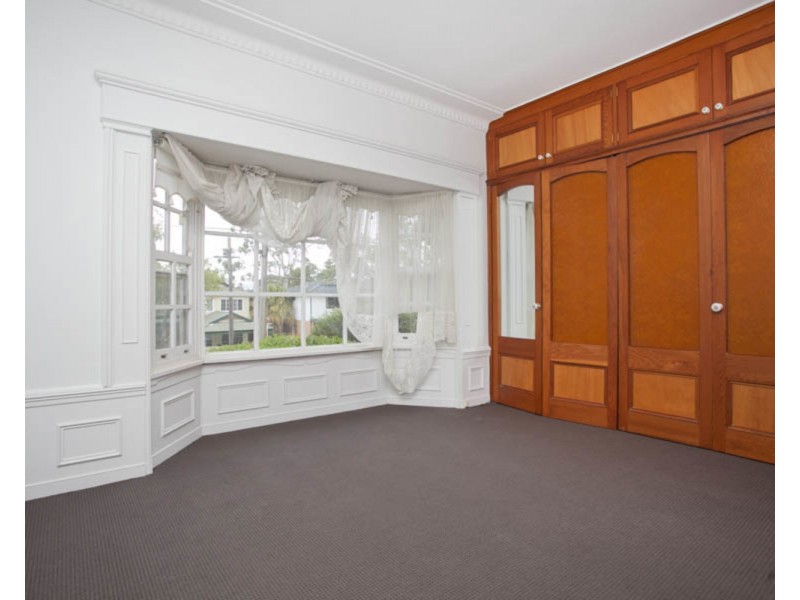 26 Doris Street, Picnic Point NSW 2213