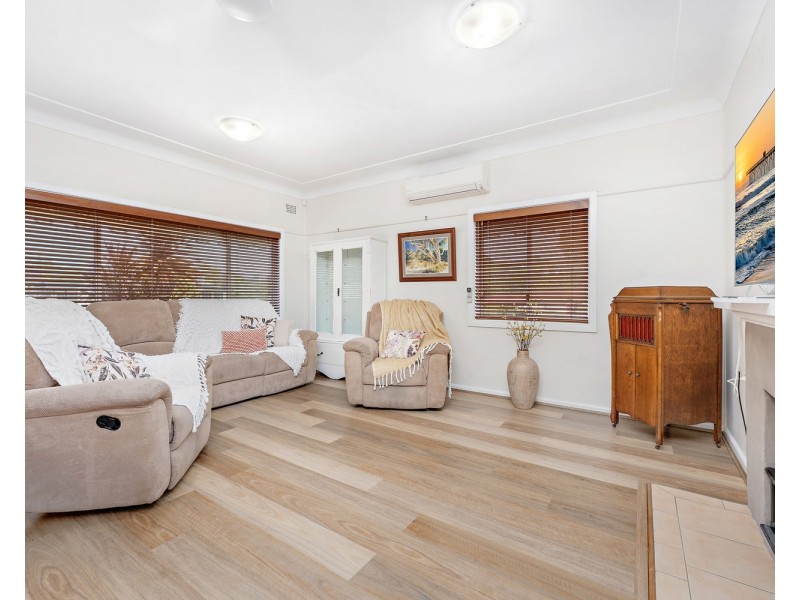 20 Fewtrell Avenue, Revesby Heights NSW 2212