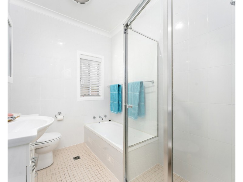 20 Fewtrell Avenue, Revesby Heights NSW 2212