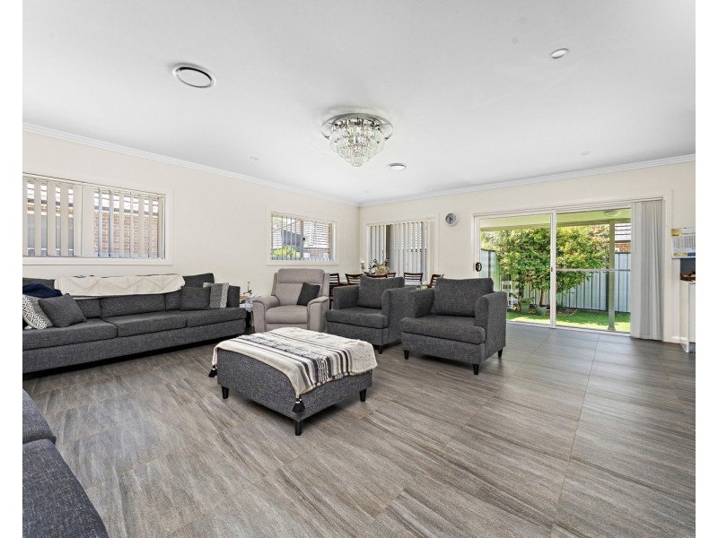 2/57-59 Queen Street, Revesby NSW 2212