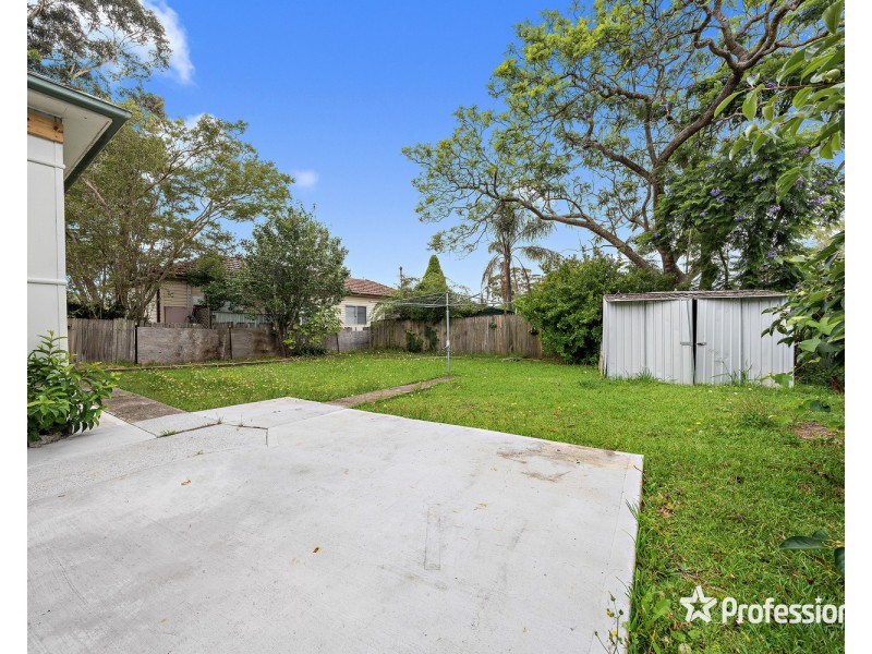 11 Uranus Road, Padstow NSW 2211