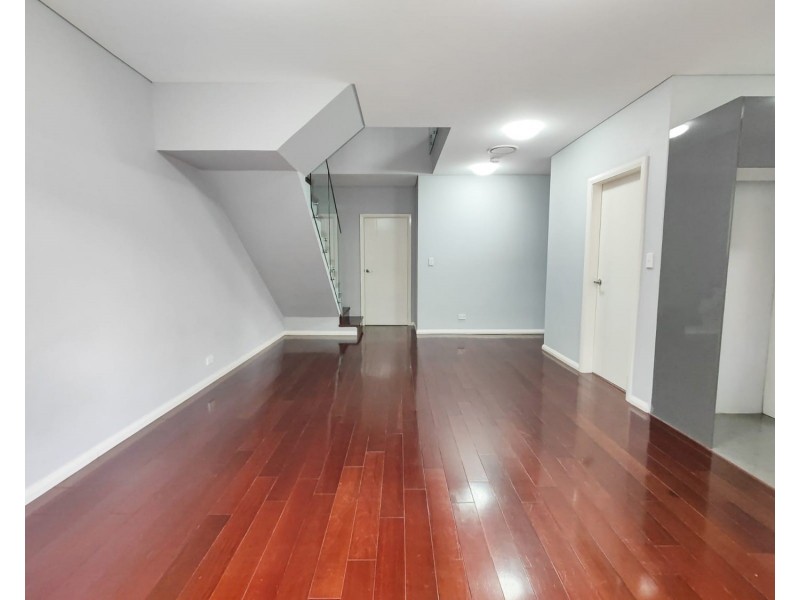 1B Tallawarra Avenue, Padstow NSW 2211