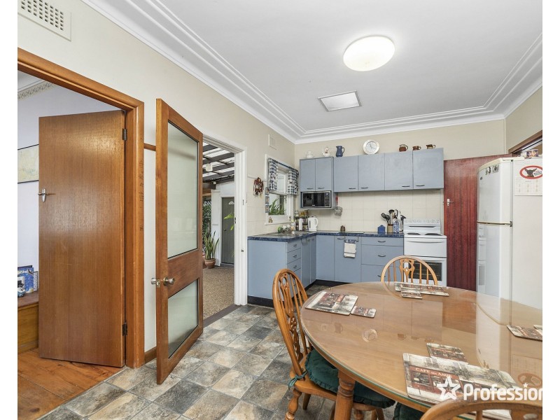 147 Gibson Avenue, Padstow NSW 2211