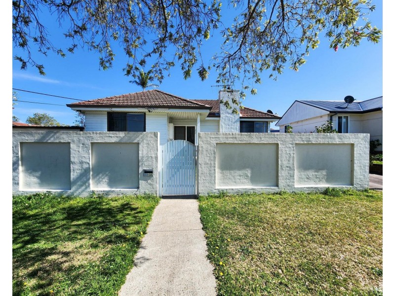 6 Adelaide Road, Padstow NSW 2211