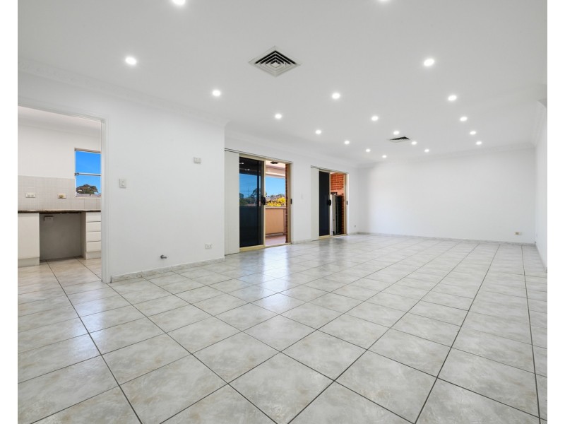 13/78 Cahors Road, Padstow NSW 2211