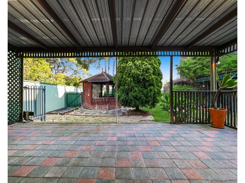 13 Maclaurin Avenue, East Hills NSW 2213