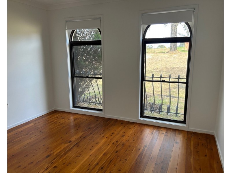 192 Oxford Road, Ingleburn NSW 2565