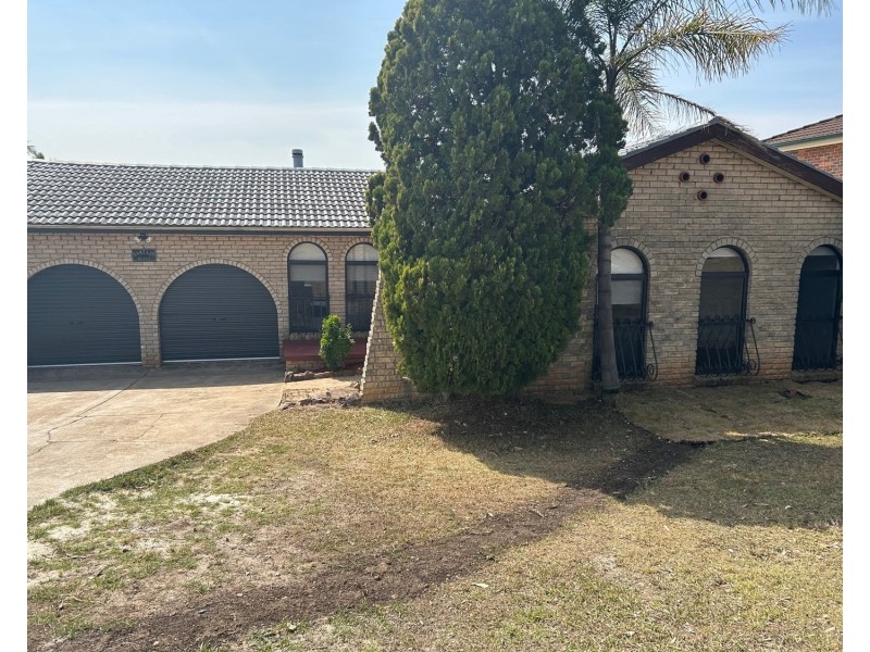 192 Oxford Road, Ingleburn NSW 2565
