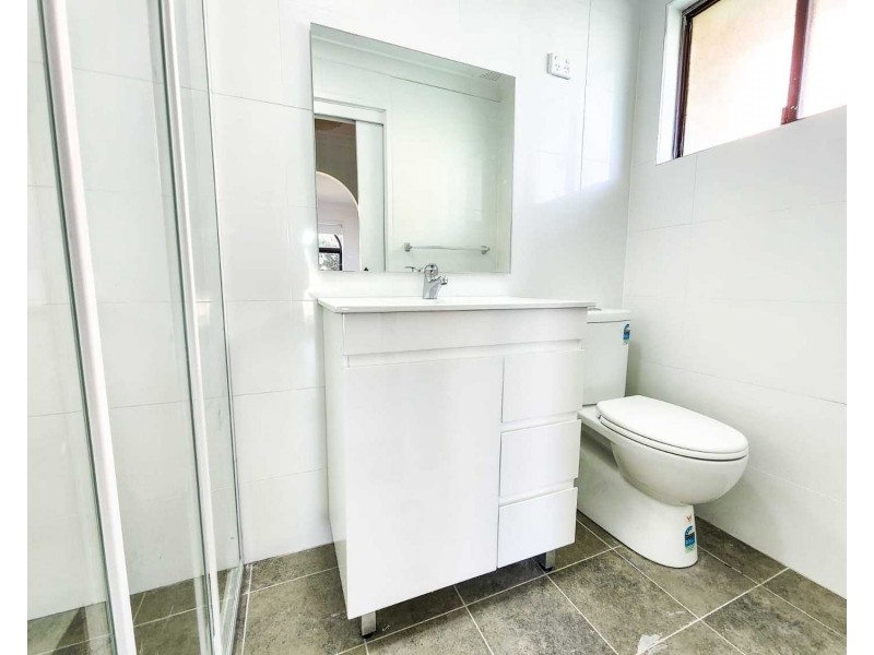 192 Oxford Road, Ingleburn NSW 2565