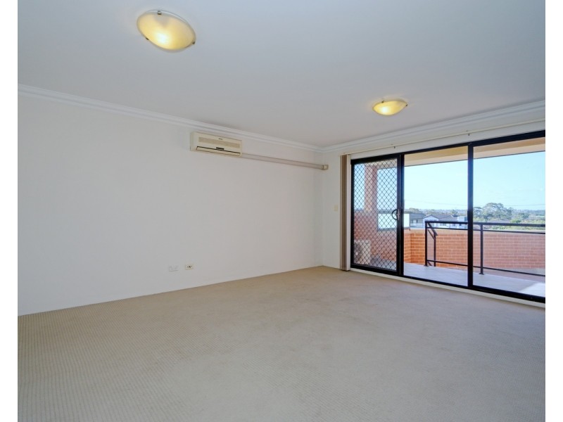 6/18 Howard Road, Padstow NSW 2211