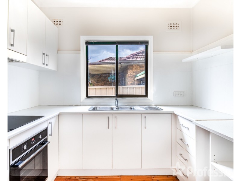 11 Parmal Avenue, Padstow NSW 2211