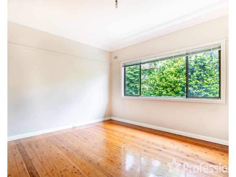 11 Parmal Avenue, Padstow NSW 2211