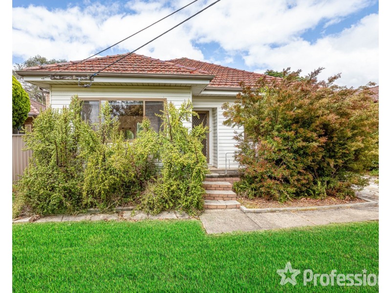 11 Parmal Avenue, Padstow NSW 2211