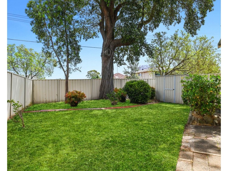 135 Tompson Road, Panania NSW 2213