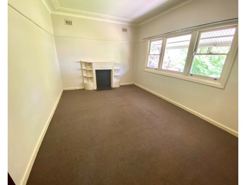 172 Gibson Avenue, Padstow NSW 2211