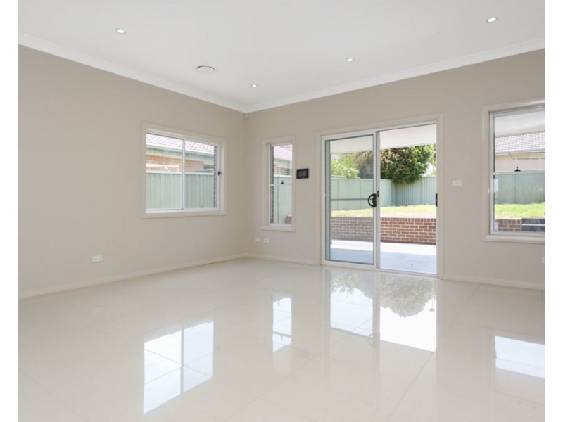 14A Uranus Road, Padstow NSW 2211
