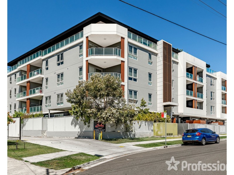 32/19-23 Booth Street, Westmead NSW 2145
