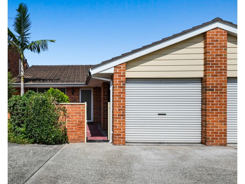4/13 Doyle Road, Revesby NSW 2212