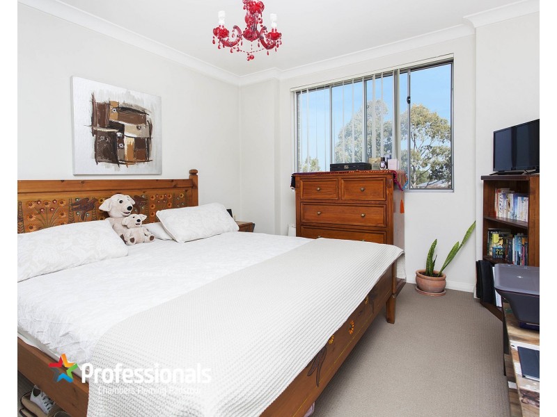 12/96-98 Nuwarra Road, Moorebank NSW 2170