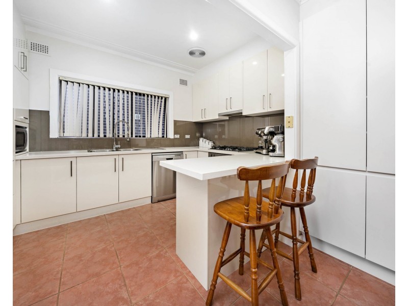 136 Arab Road, Padstow NSW 2211