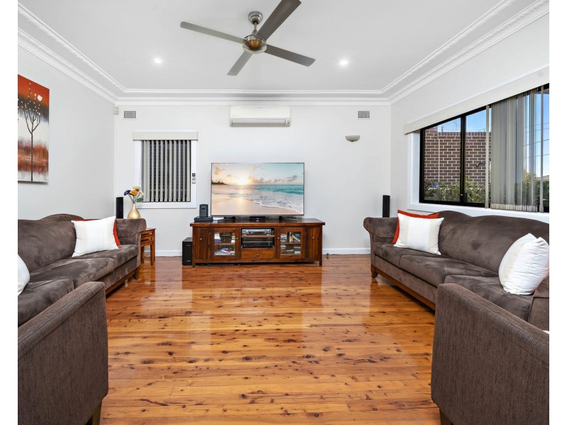 136 Arab Road, Padstow NSW 2211