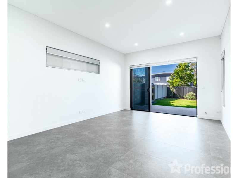4a Ellesmere Street, Panania NSW 2213
