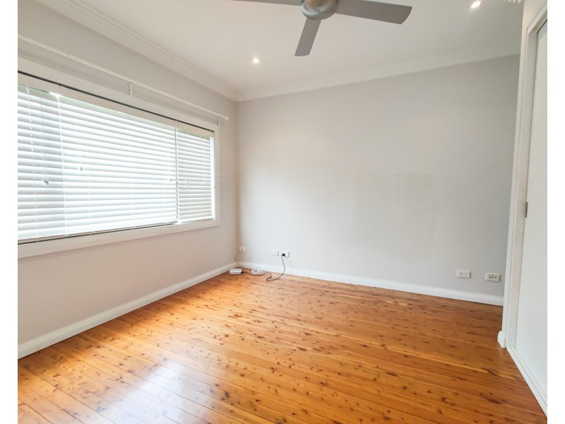 33 Presland Avenue, Revesby NSW 2212