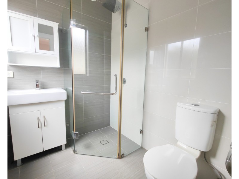 33 Presland Avenue, Revesby NSW 2212