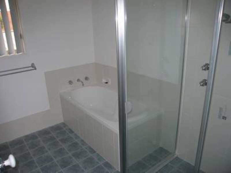 132 Ashford Avenue, Milperra NSW 2214