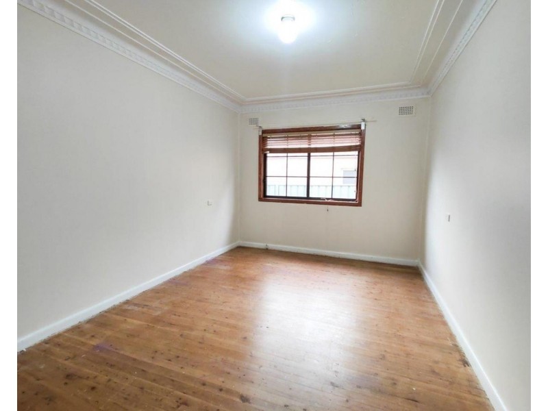 10 Parmal Avenue, Padstow NSW 2211