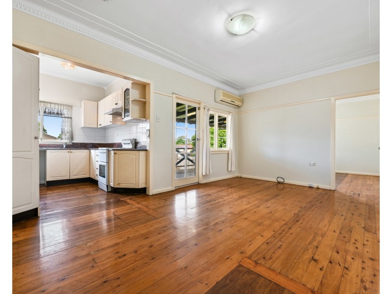 9 Gwandalan Road, Padstow NSW 2211