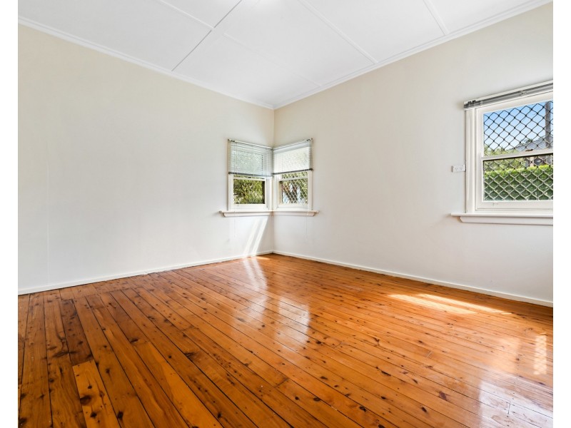 9 Gwandalan Road, Padstow NSW 2211